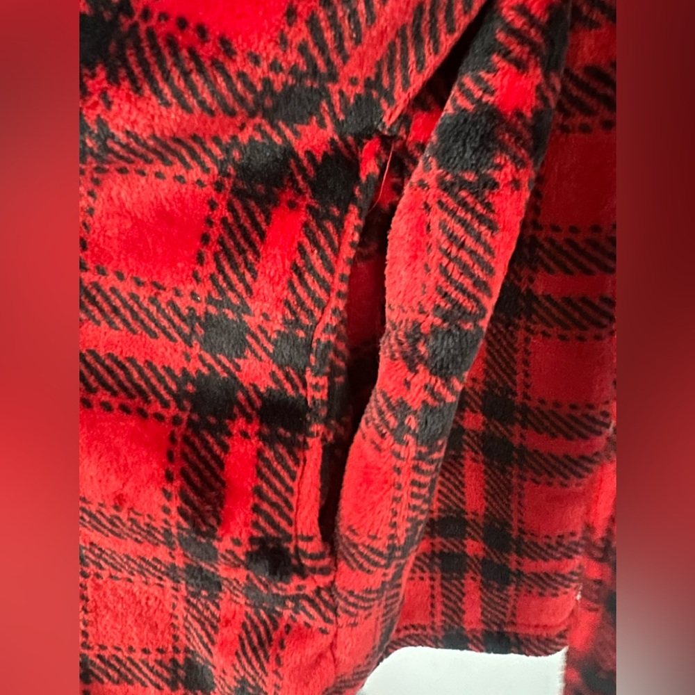 Women’s Colsie Plush Robe - Picture 4 of 6